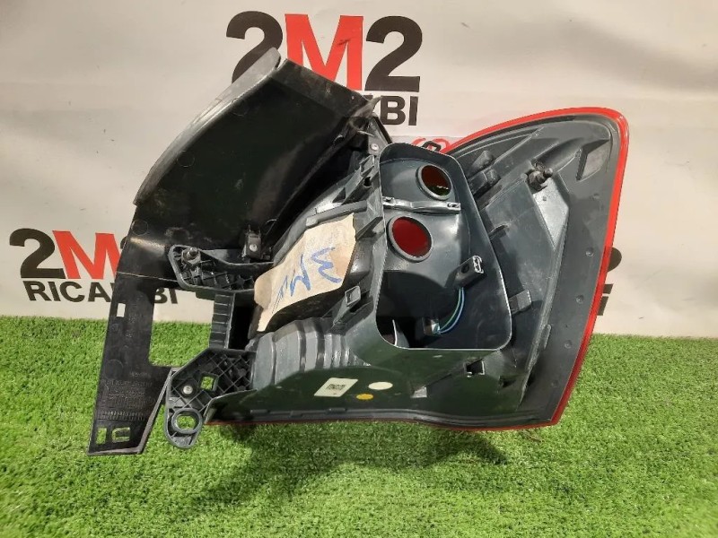 Fanale EST POST SX F03601000 SINISTRO Bmw Serie 1 F20 Berlina 2015