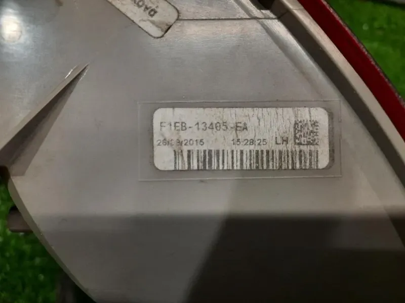 Fanale EST POST SX F1EB13405EA Ford Focus IV SW 2014