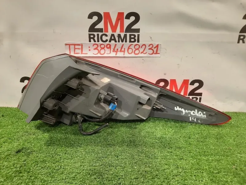 Fanale EST POST SX 92401-3Z3 Hyundai I40 2012