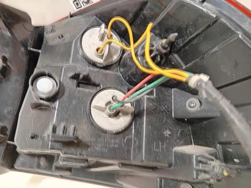 Fanale EST POST SX 92401-1W2 Kia RIO III 2012