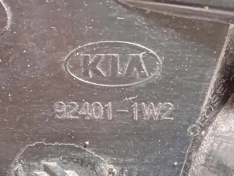 Fanale EST POST SX 92401-1W2 Kia RIO III 2012