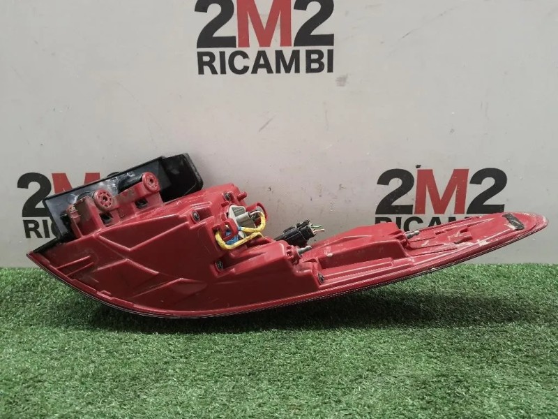 Fanale EST POST SX 92401F1000 Kia Sportage IV 2016