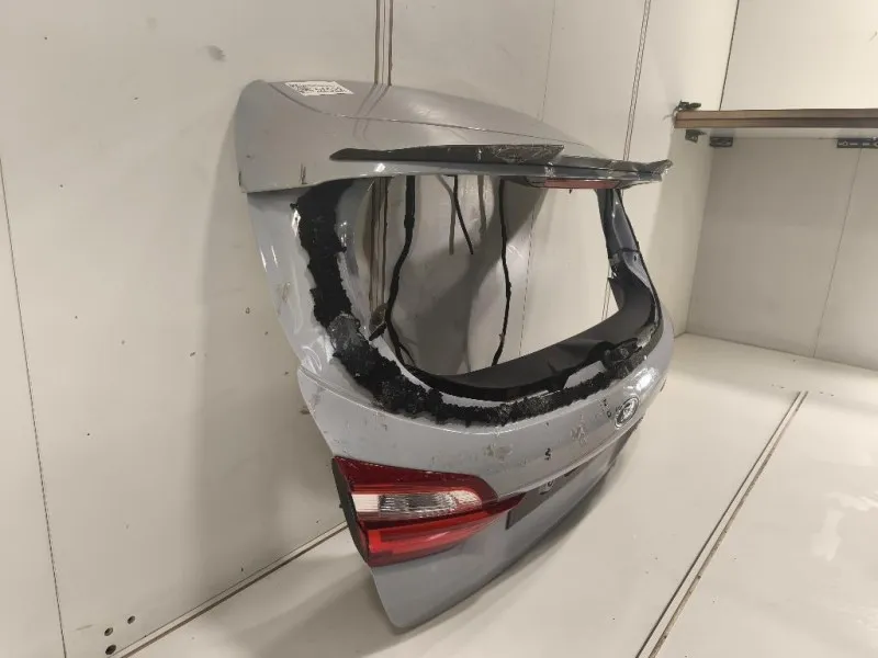 Portello POST 1763986 Ford Fiesta VI 2012