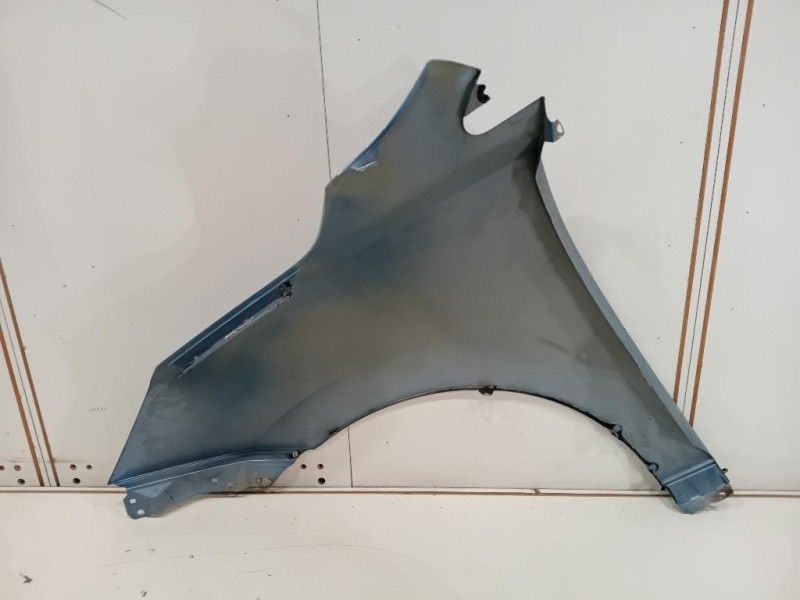 Fanale EST POST SX B45D51160D SX Mazda 3 III 2016