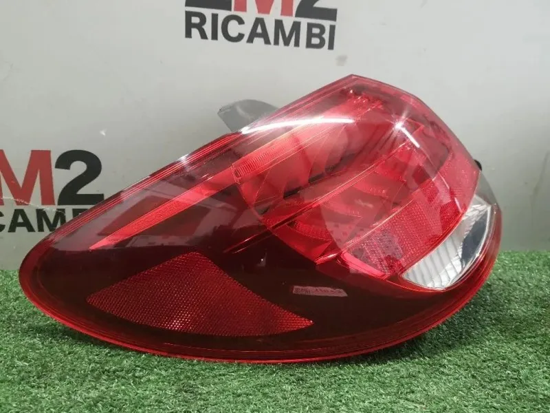 Fanale EST POST SX A2469068100 Mercedes Classe B W246 2014