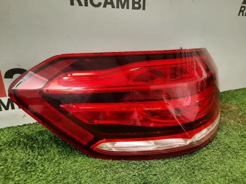 Fanale EST POST SX A2129060703 Mercedes Classe E W212 2013