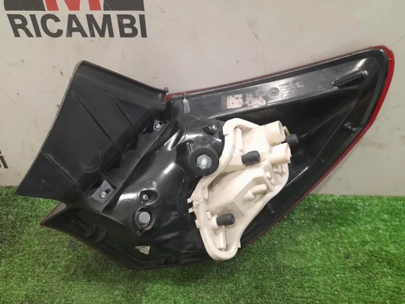 Fanale EST POST SX 13314052 Opel Astra J SW 2010