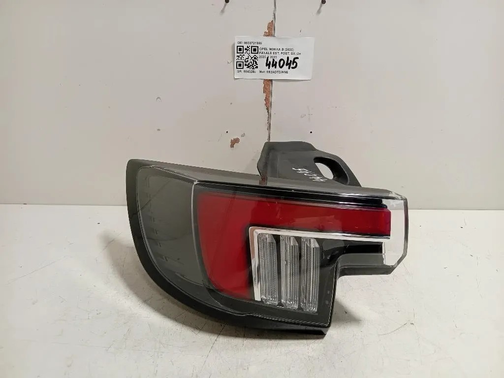 Fanale EST POST SX 9833721880 Opel Mokka B 2020