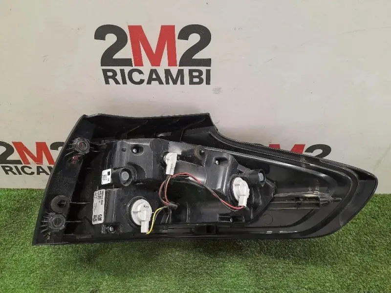 Fanale EST POST SX 39033312 Opel Zafira C 2012