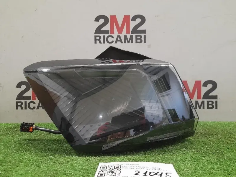 Fanale EST POST SX 9836231280 82140101 Peugeot 3008 II 2016