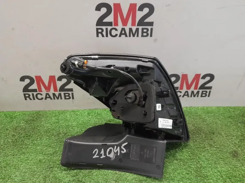 Fanale EST POST SX 9836231280 82140101 Peugeot 3008 II 2016
