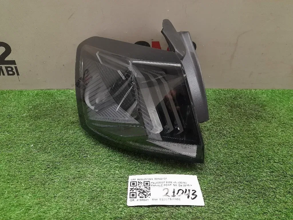 Fanale EST POST SX 9836231280 82140101 Peugeot 3008 II 2016