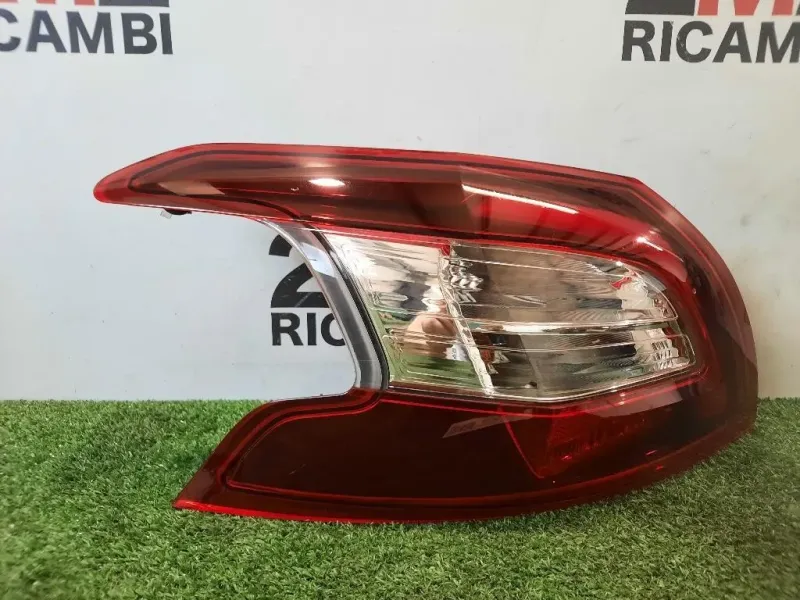 Fanale EST POST SX 9677817680 Peugeot 308 II 2014