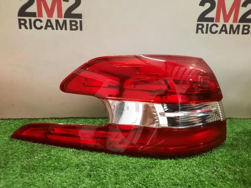 Fanale EST POST SX 9678093980 Peugeot 308 II 2014