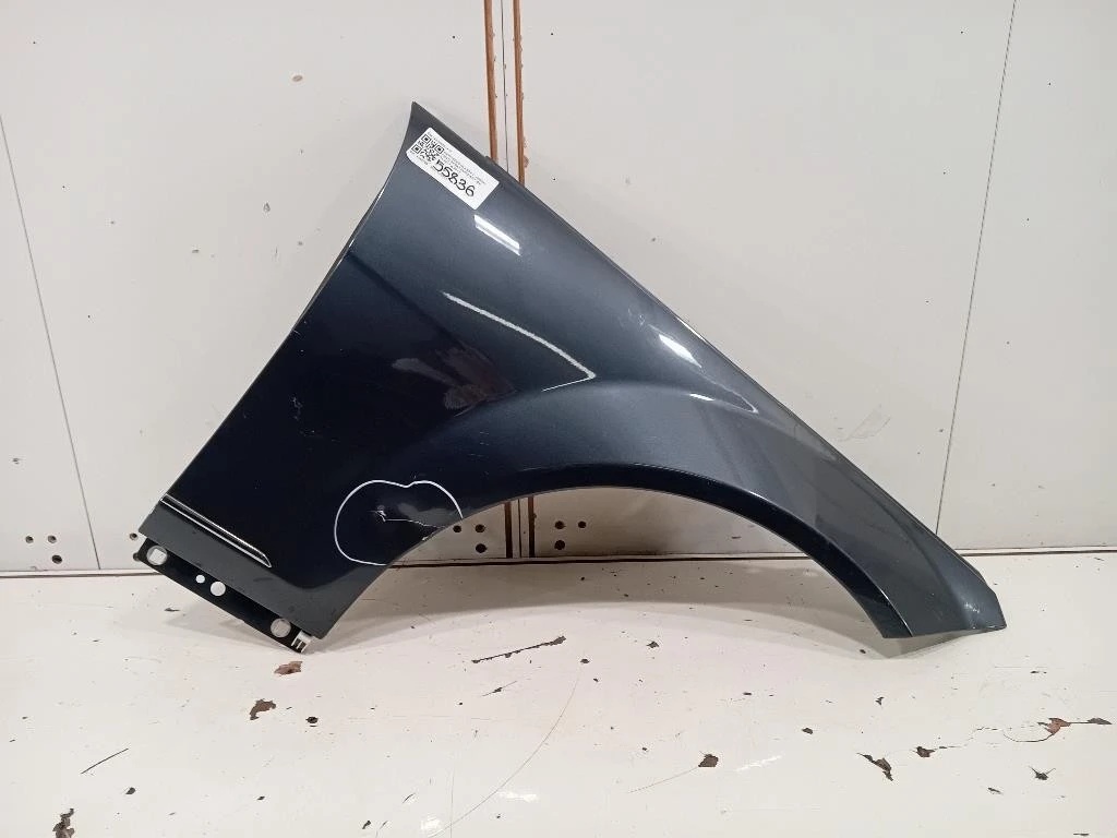 Parafango ANT DX A2048801418 Mercedes Classe C W204 2007