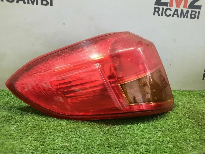 Fanale EST POST SX 220-18097 Suzuki Vitara II 2015