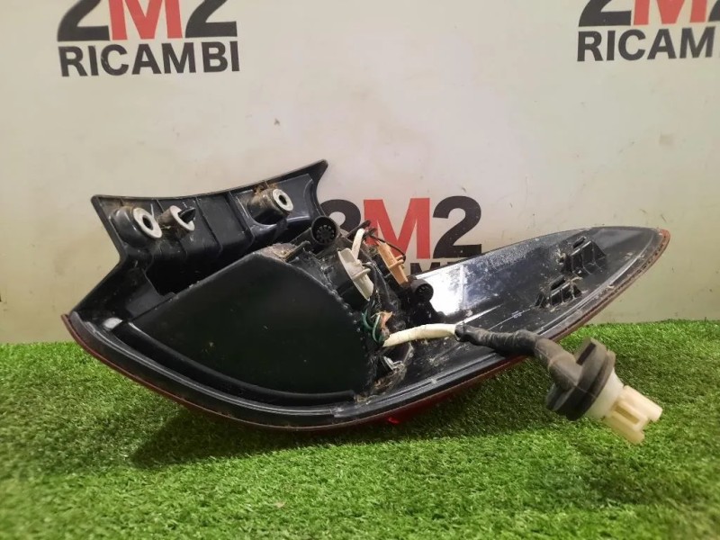 Fanale EST POST SX 220-18097 Suzuki Vitara II 2015