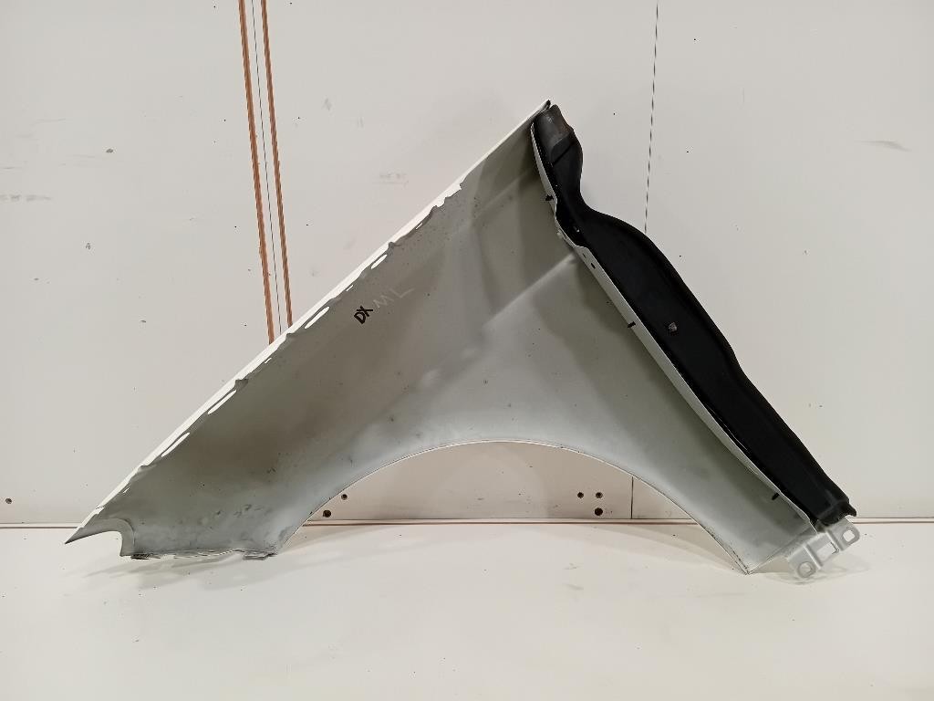 Fanale EST POST SX 8156042230 Toyota RAV 4 V 2018