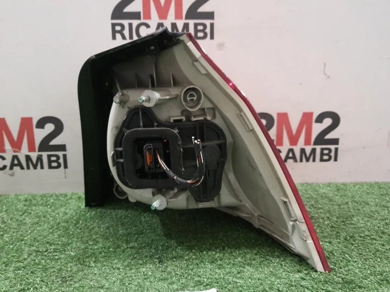 Fanale EST POST SX 1K6945095N Volkswagen GOLF V 2004