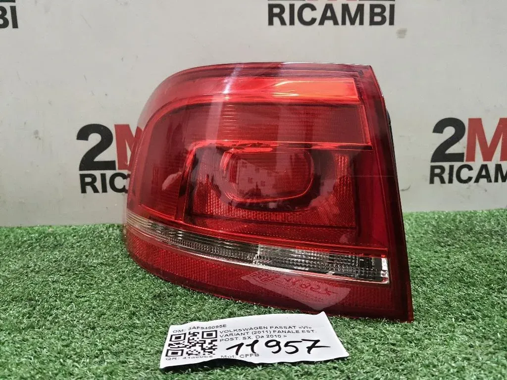 Fanale EST POST SX 3AF945095E Volkswagen Passat VI Variant 2011