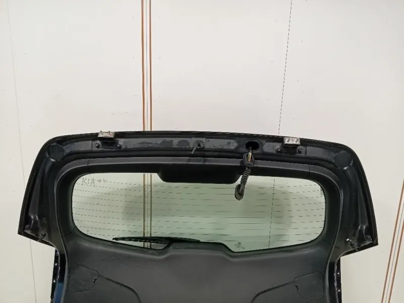 Portello POST 737003W010 Kia Sportage III 2010