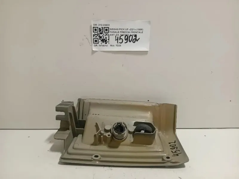 Fanale Freccia Frontale ANT DX 212-23922 Nissan PICK UP D21 1986