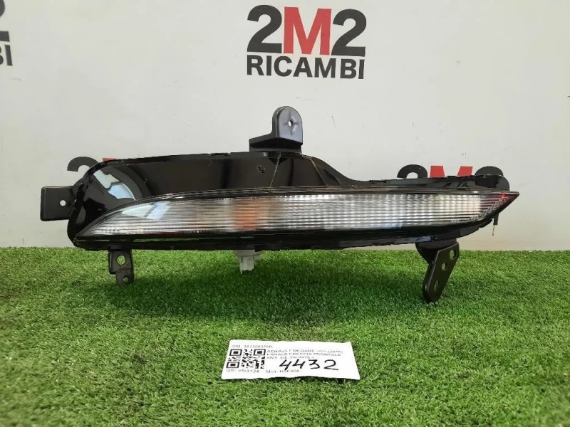 Fanale Freccia Frontale ANT DX 261306376R Renault Mégane IV 2016