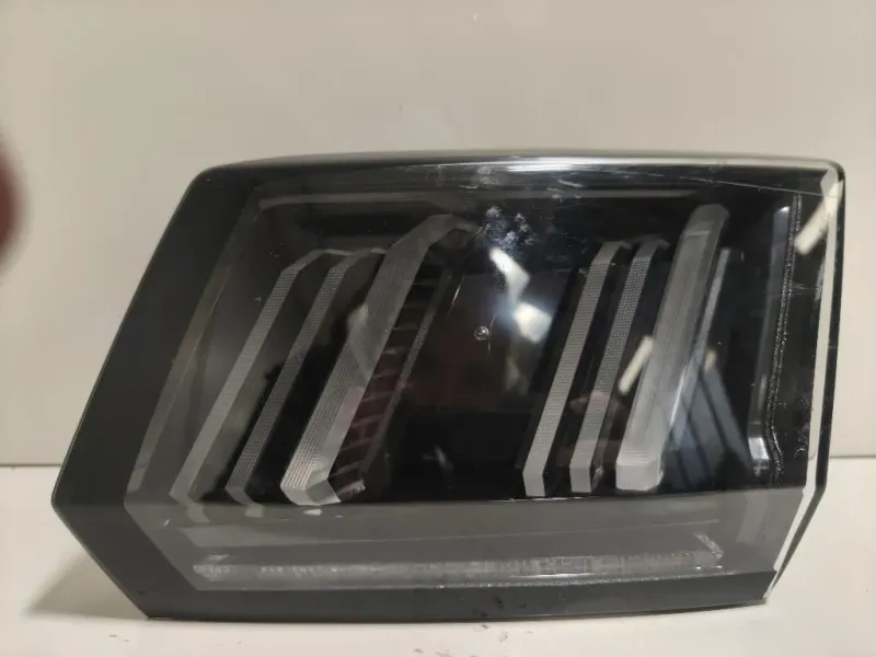 Fanale INF POST DX 9836231380 Peugeot 3008 II 2020