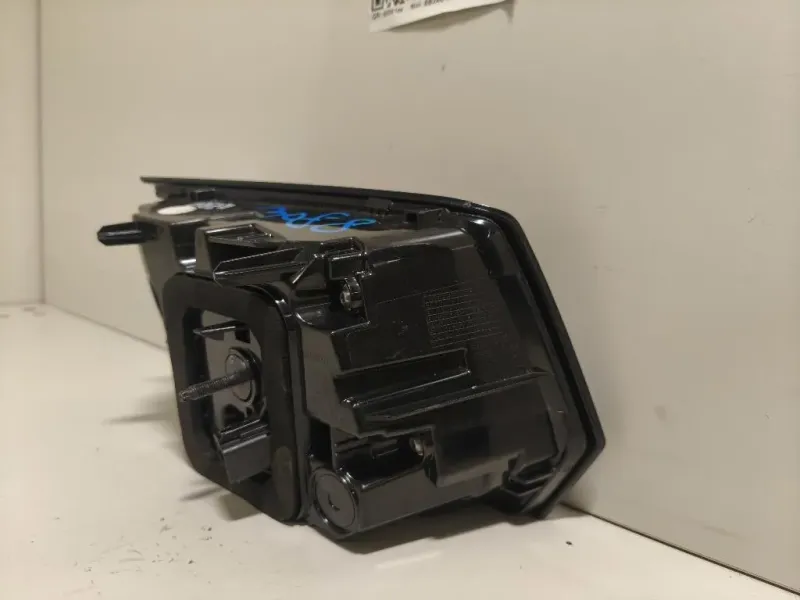 Fanale INF POST DX 9836231380 Peugeot 3008 II 2020