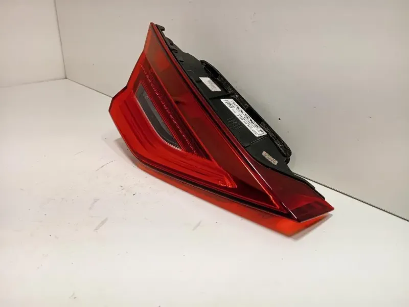 Fanale INF POST SX 82A945093C RE28990002 RI28990002 LED Audi A1 GBA Sportback 2018