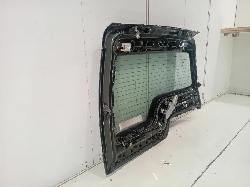 Portello POST LR045549 Land Rover Discovery III 2005