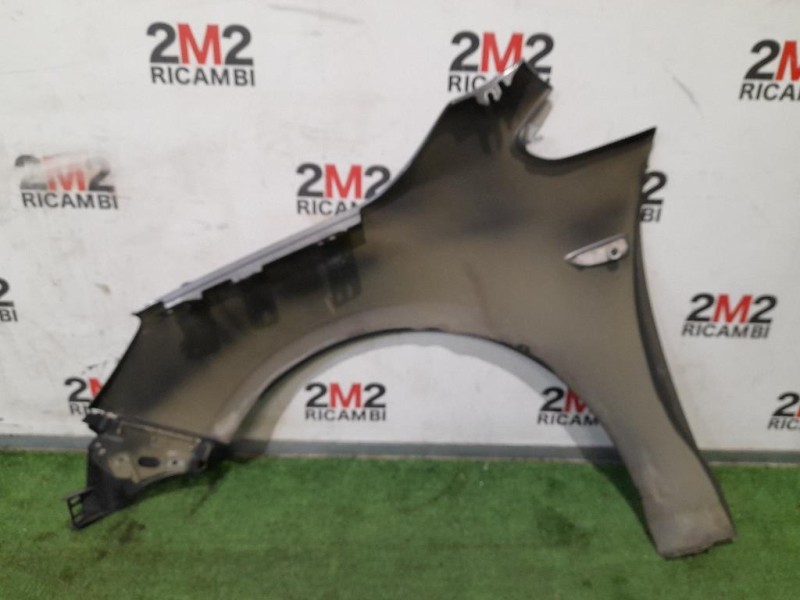 Fanale INF POST SX FANALE INTERNO Mitsubishi Outlander II 2007 Fanale INF POST SX FANALE INTERNO Mitsubishi Outlander II 2007