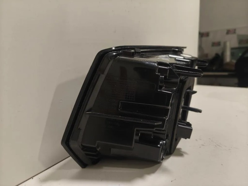 Fanale INF POST SX 9836231480 Peugeot 3008 II 2020