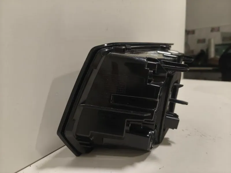 Fanale INF POST SX 9836231480 Peugeot 3008 II 2020