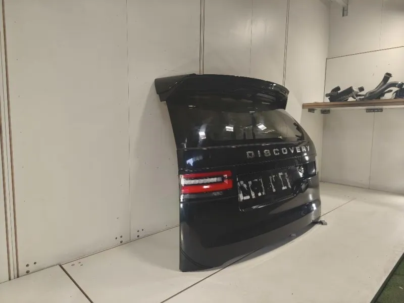 Portello POST LR080287 Land Rover Discovery V 2016