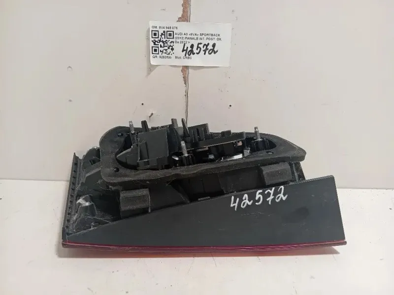Fanale INT POST DX 8V4 945 076 Audi A3 8VA Sportback 2012