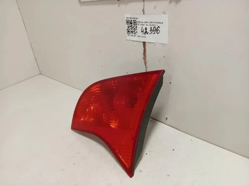 Fanale INT POST DX 8E9 945 094 Audi A4 8K2 2012