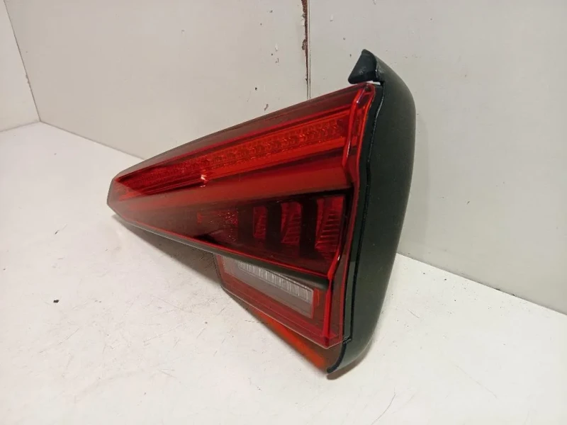 Fanale INT POST DX 8W5945094 B Audi A4 8W5 Avant 2015