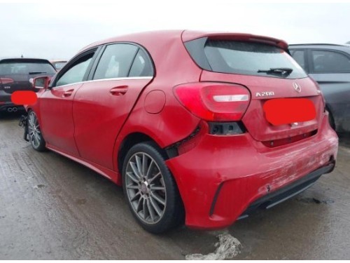 Portello POST A1767402200 Mercedes Classe A W176 2015