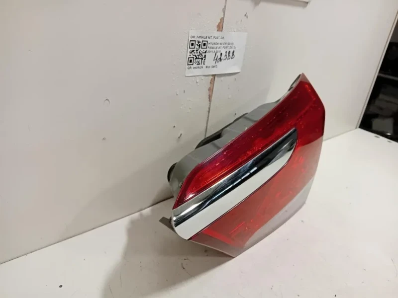 Fanale INT POST DX FANALE INT POST DX Hyundai I40 CW 2012