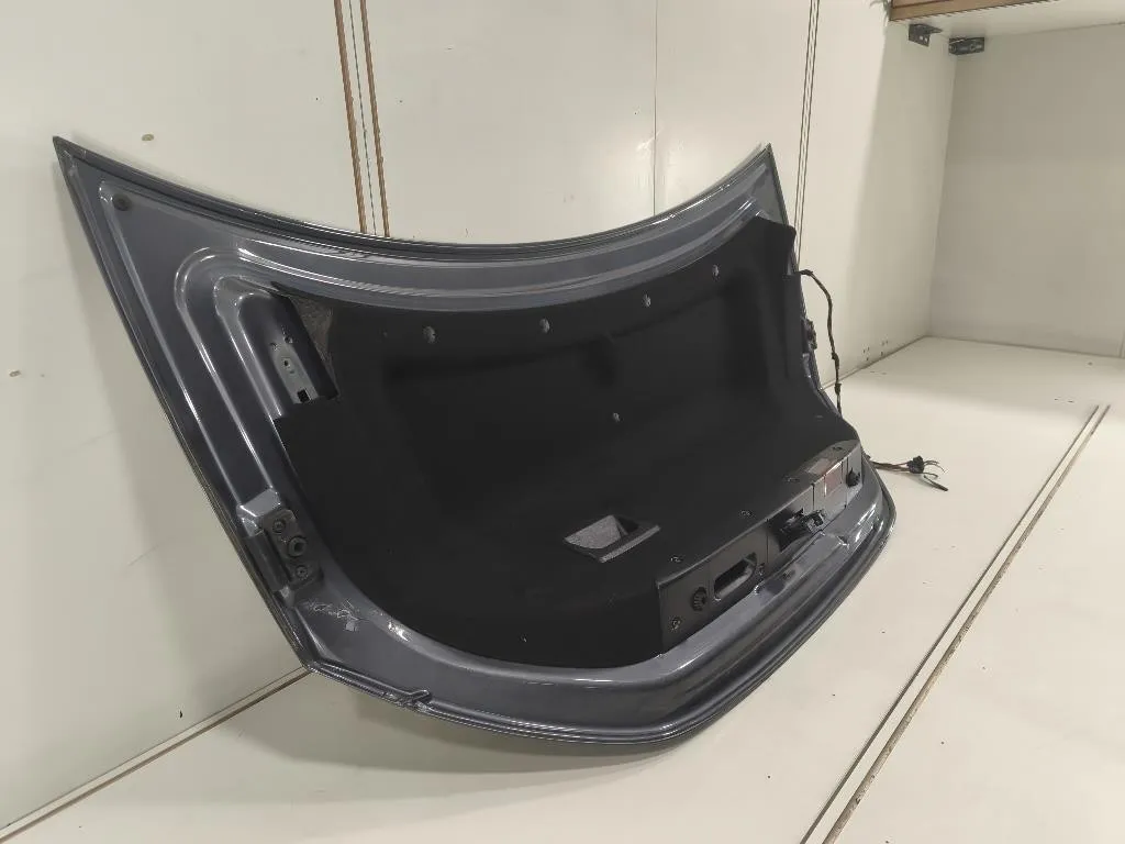 Portello POST A2197500875 Mercedes Classe CLS C219 Coupé 2005