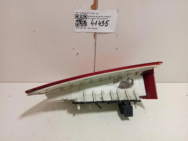 Fanale INT POST DX T4N39462 Jaguar XE 2015