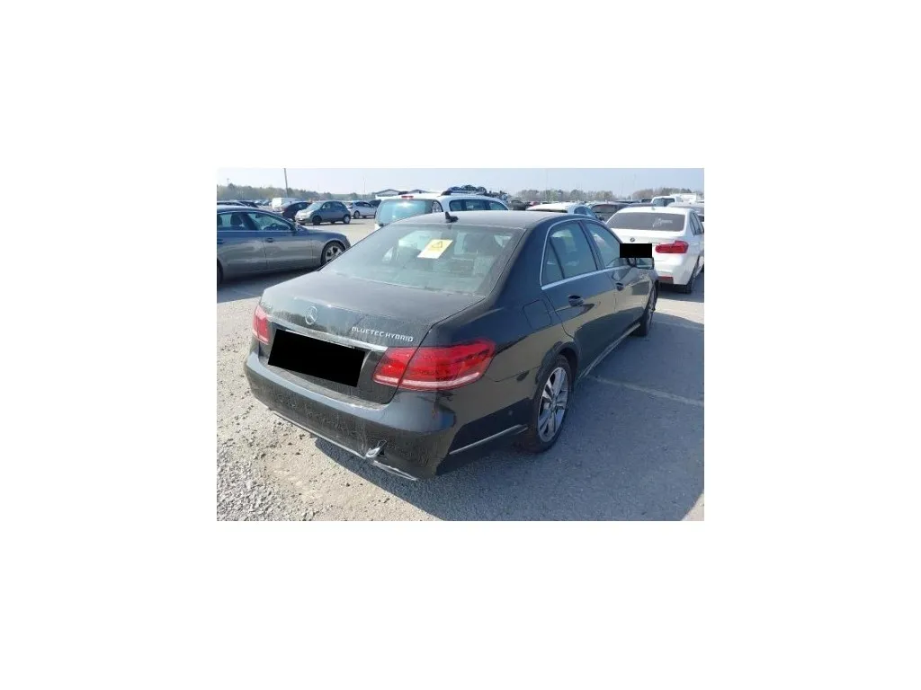 Portello POST A2127500975 Mercedes Classe E W212 2009