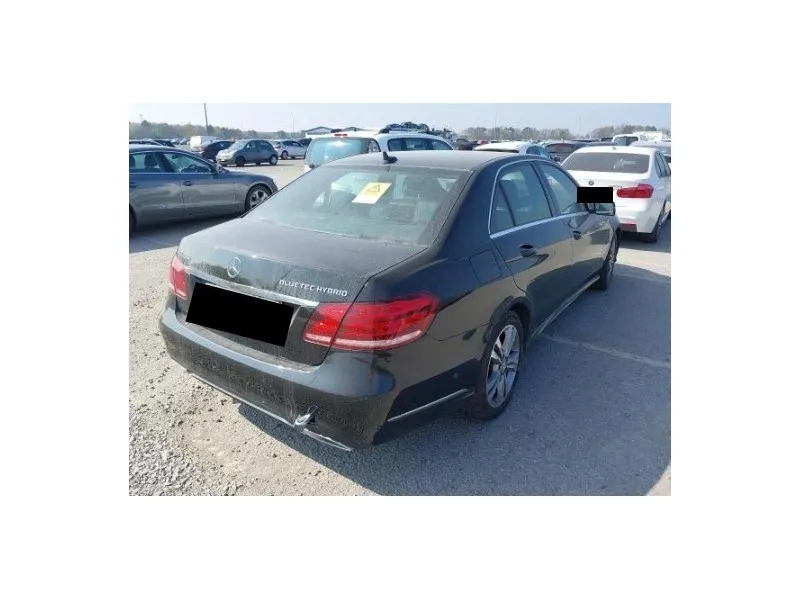 Portello POST A2127500975 Mercedes Classe E W212 2009