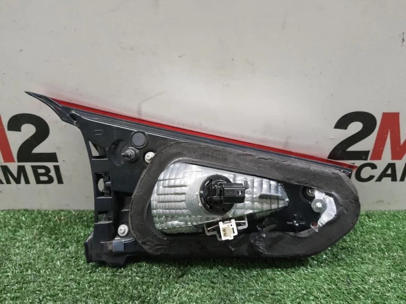 Fanale INT POST DX BJT6513F0A Mazda 3 III 2014