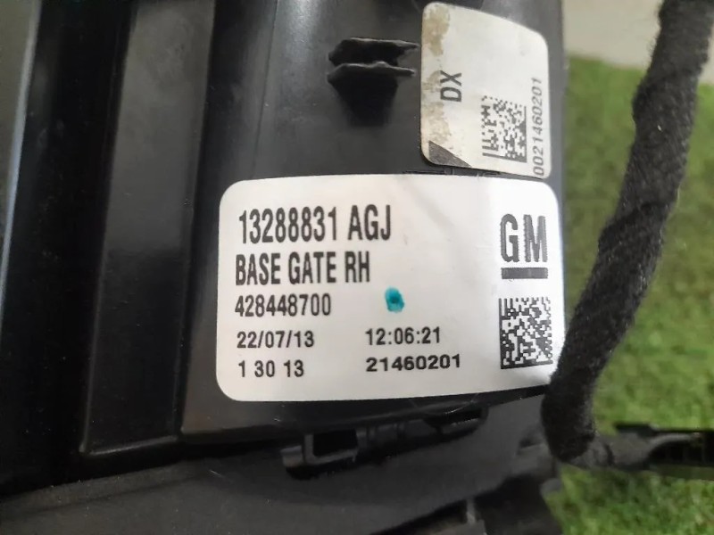 Fanale INT POST DX 13288831 Opel Zafira C 2012