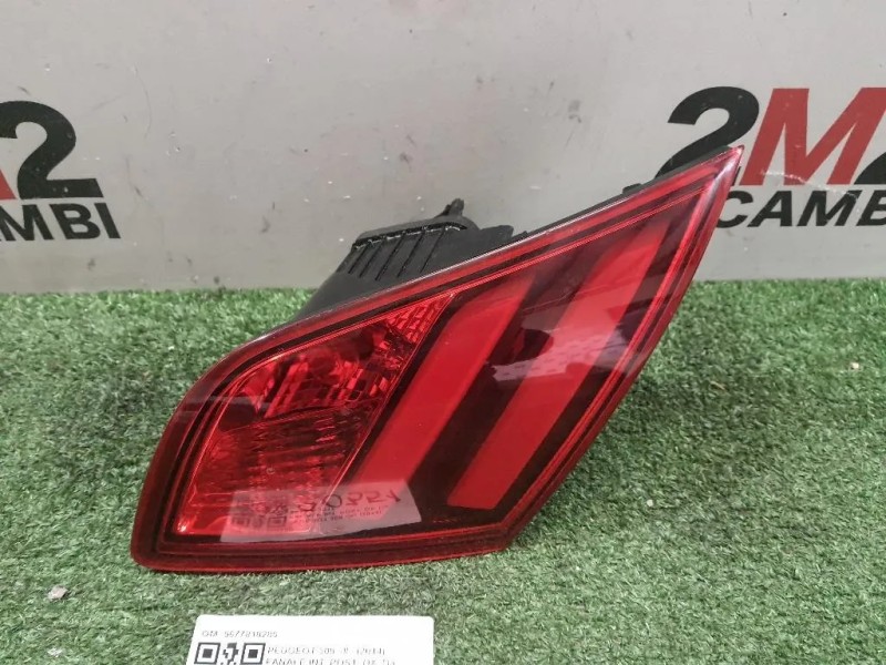 Fanale INT POST DX 9677818280 Peugeot 308 II 2014