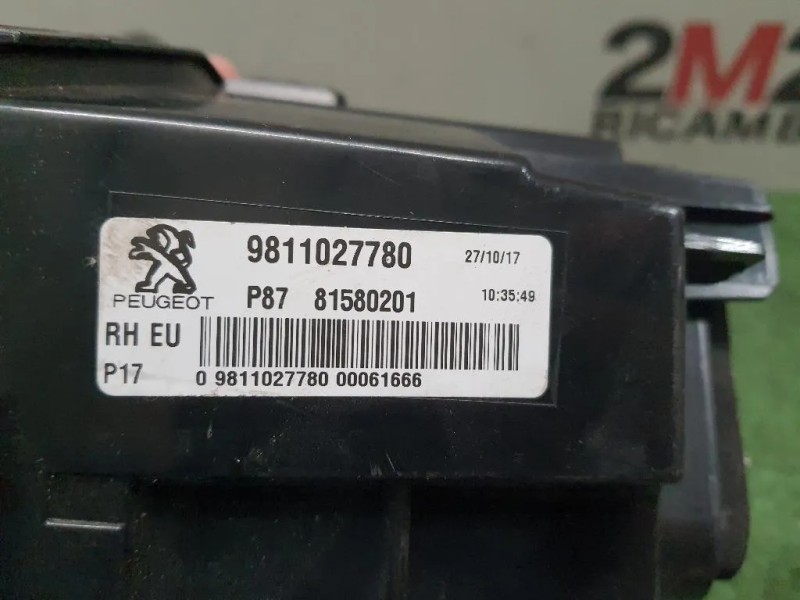 Fanale INT POST DX 9811027780 Peugeot 5008 II 2017
