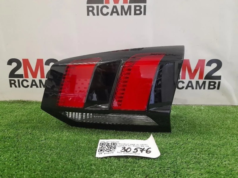 Fanale INT POST DX 9811027780 Peugeot 5008 II 2017