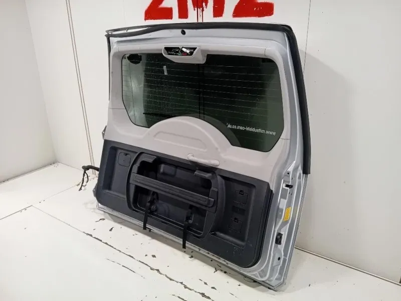 Portello POST PORTELLO POST Mitsubishi Pajero IV 2007